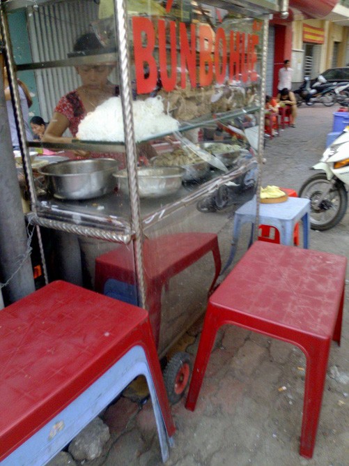 Cultural characteristics of street food in Ho Chi Minh City - ảnh 1